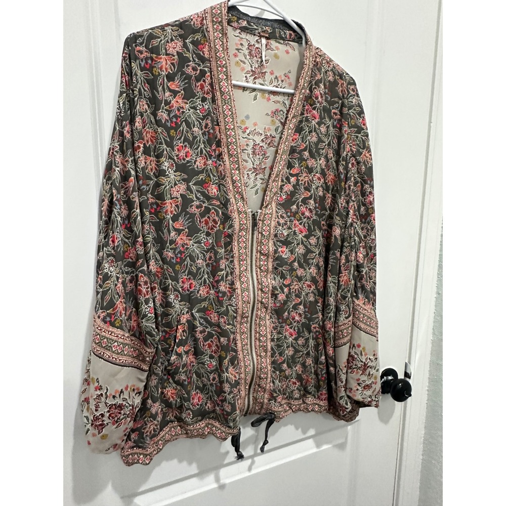 Free People Wildflower cinched kimono Mixed Print Boho M/L - Picture 4 of 6